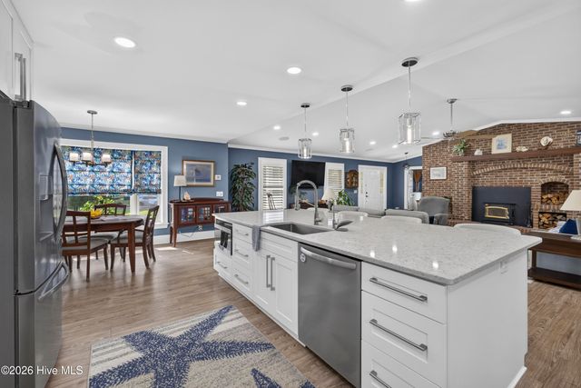 6700 Myrtle Grove Road, Wilmington, NC 28409