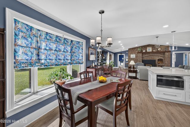 6700 Myrtle Grove Road, Wilmington, NC 28409