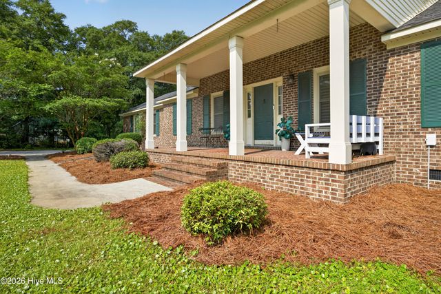 6700 Myrtle Grove Road, Wilmington, NC 28409