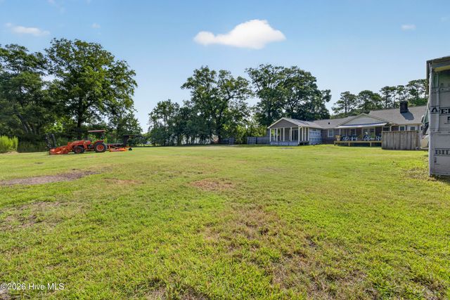 6700 Myrtle Grove Road, Wilmington, NC 28409