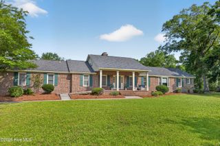 6700 Myrtle Grove Road, Wilmington, NC 28409