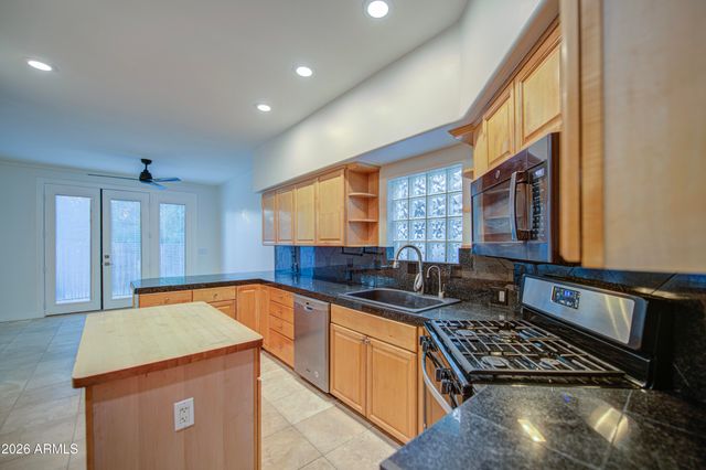 6018 N 5TH Place, Phoenix, AZ 85012