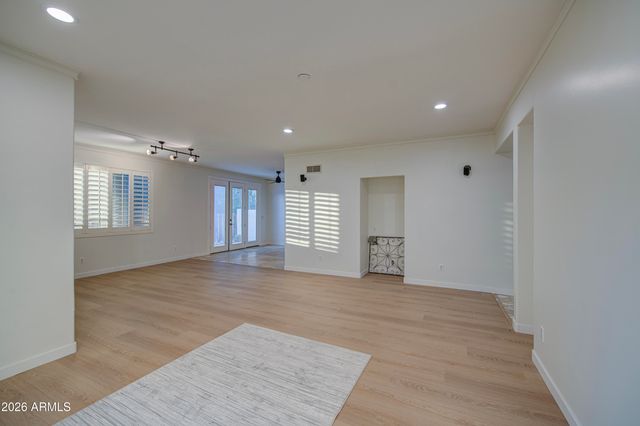 6018 N 5TH Place, Phoenix, AZ 85012