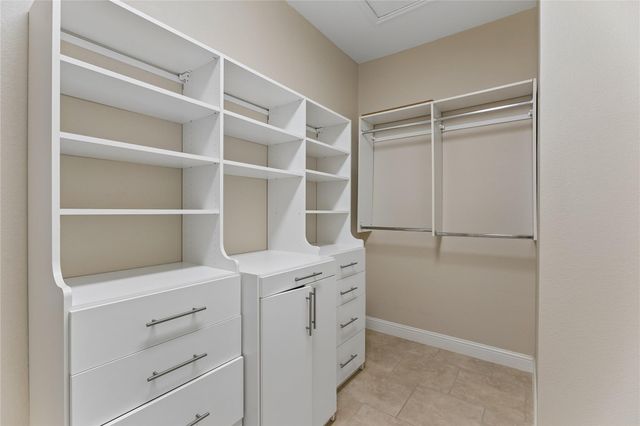 109 Crystal Springs DR, Georgetown, TX 78633