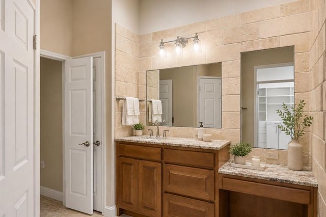 109 Crystal Springs DR, Georgetown, TX 78633