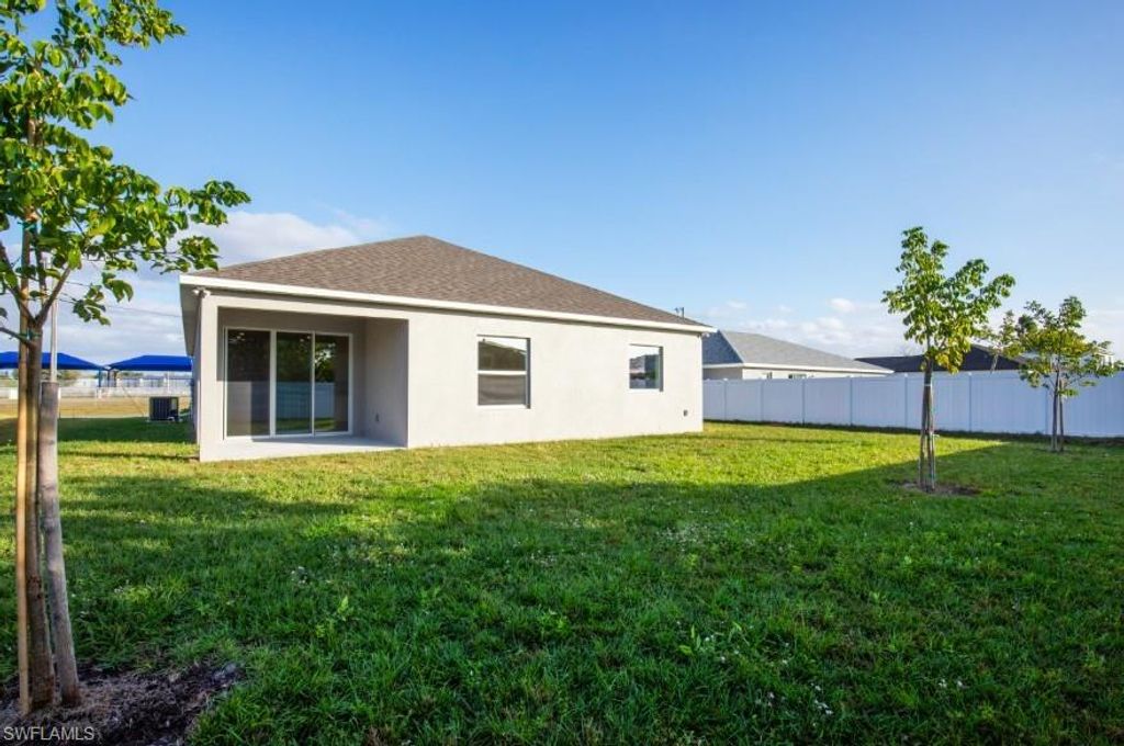 324 NW 1st PL, CAPE CORAL, FL 33993 — photo 2