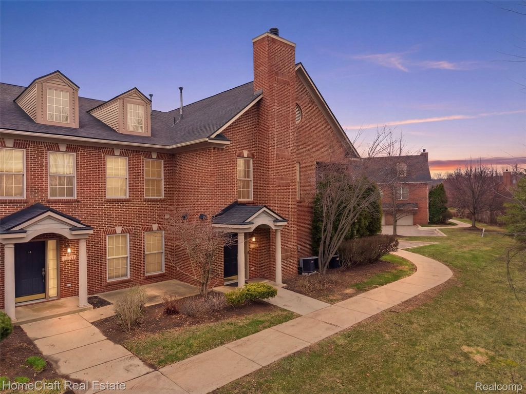 3378 ENDSLEIGH Lane, Pittsfield Charter Township, MI 48197