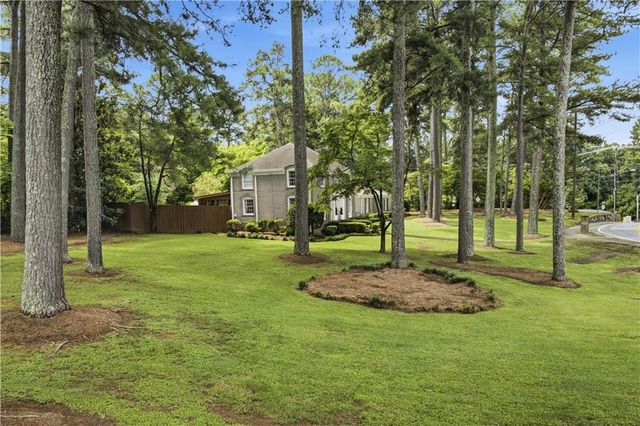 4155 Ridge Road SE, Smyrna, GA 30080