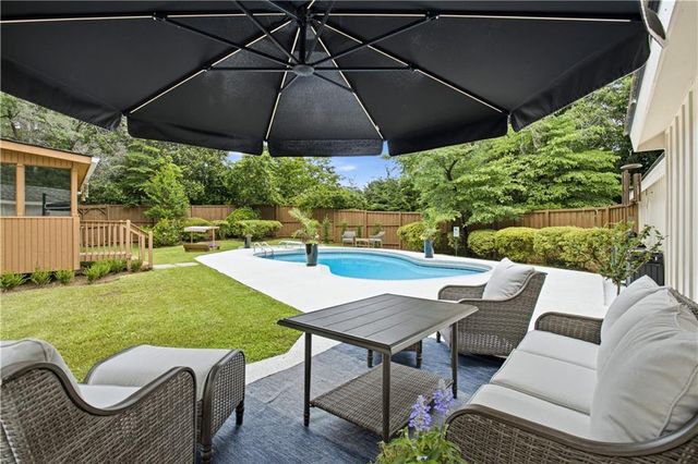 4155 Ridge Road SE, Smyrna, GA 30080