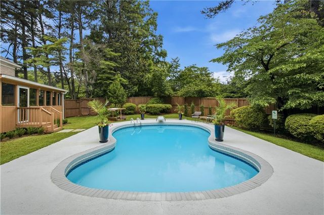 4155 Ridge Road SE, Smyrna, GA 30080