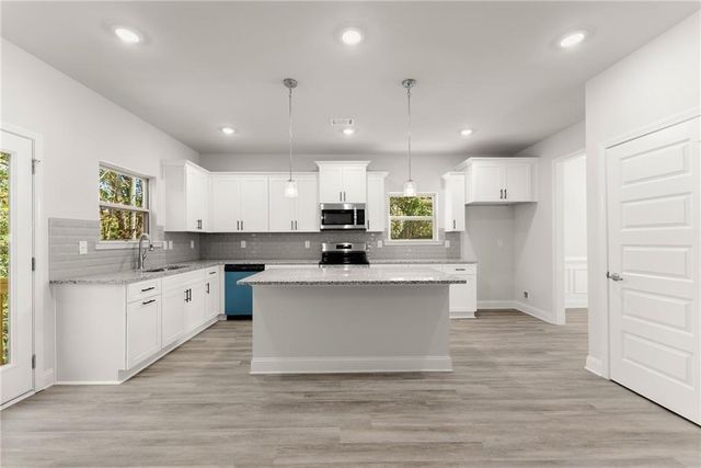 661 Forest Way, Cornelia, GA 30531