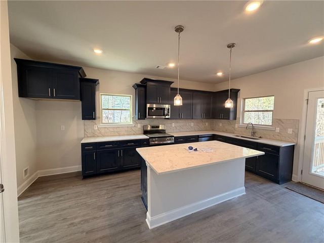 661 Forest Way, Cornelia, GA 30531