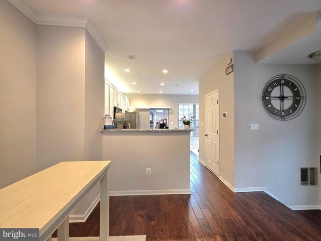 5300 ARAPAHO LN, Alexandria, VA 22312