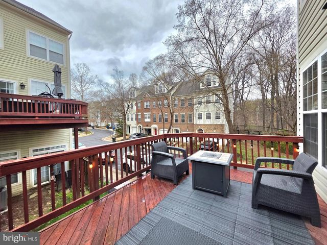 5300 ARAPAHO LN, Alexandria, VA 22312