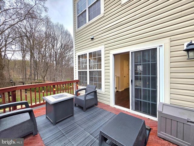 5300 ARAPAHO LN, Alexandria, VA 22312