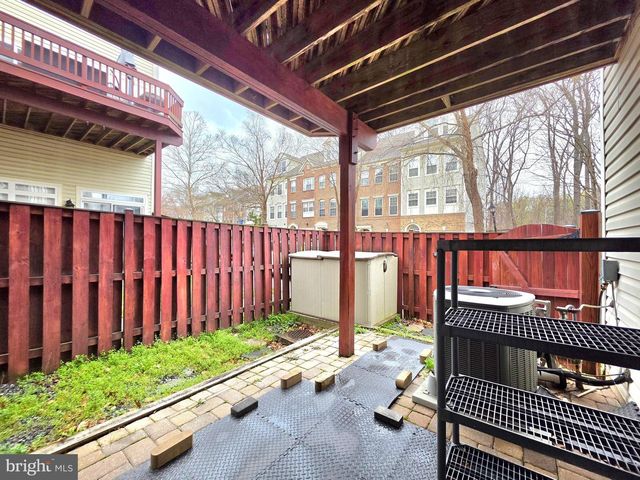 5300 ARAPAHO LN, Alexandria, VA 22312