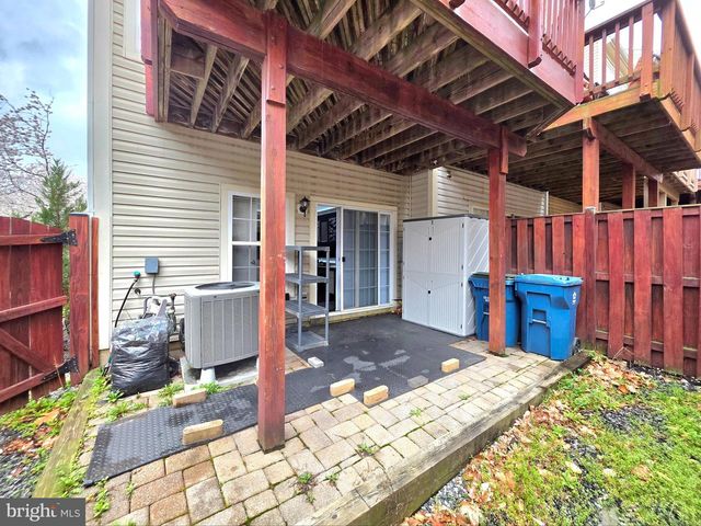 5300 ARAPAHO LN, Alexandria, VA 22312