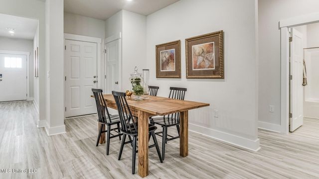 708 Honeysuckle Loop, Canton, MS 39046