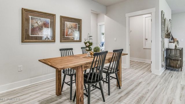 708 Honeysuckle Loop, Canton, MS 39046