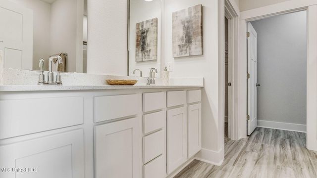 708 Honeysuckle Loop, Canton, MS 39046