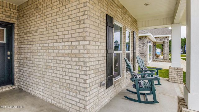708 Honeysuckle Loop, Canton, MS 39046