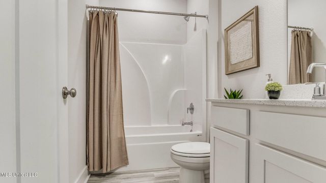 708 Honeysuckle Loop, Canton, MS 39046