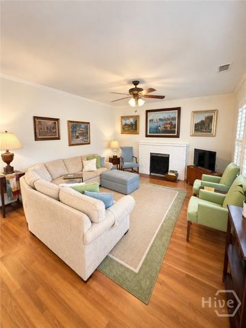 410 E 56th Street, Savannah, GA 31405