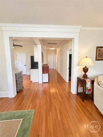 410 E 56th Street, Savannah, GA 31405