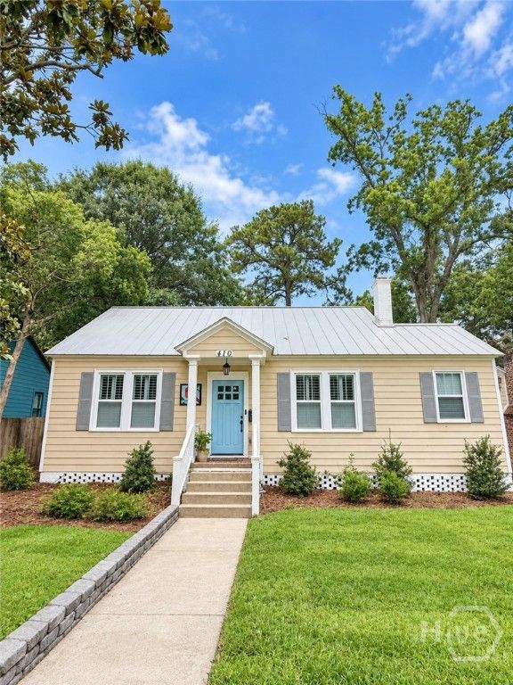 410 E 56th Street, Savannah, GA 31405