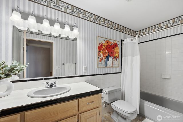 209 Old Oak Bay Road, Port Hadlock, WA 98368