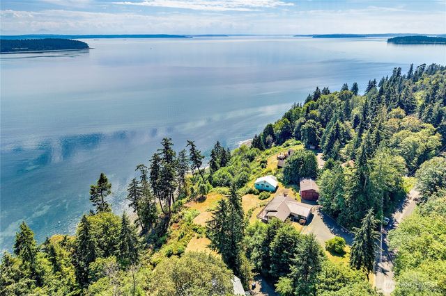 209 Old Oak Bay Road, Port Hadlock, WA 98368