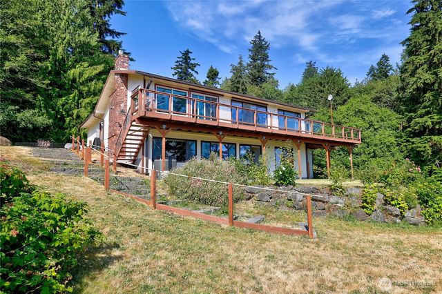 209 Old Oak Bay Road, Port Hadlock, WA 98368