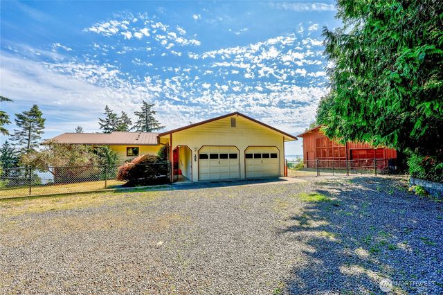 209 Old Oak Bay Road, Port Hadlock, WA 98368