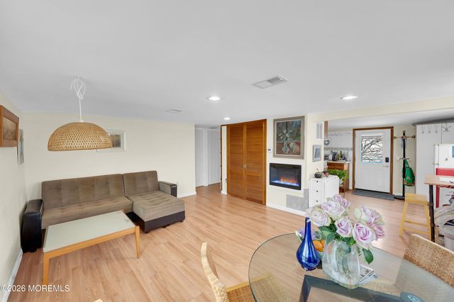 3 Mea Lane, Long Beach Twp, NJ 08008