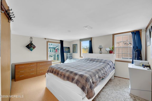 3 Mea Lane, Long Beach Twp, NJ 08008