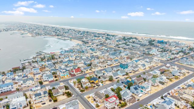 3 Mea Lane, Long Beach Twp, NJ 08008