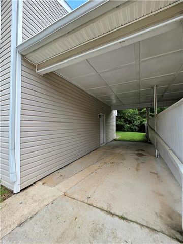 156 Governors Drive, Forest Park, GA 30297