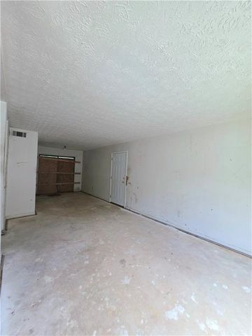156 Governors Drive, Forest Park, GA 30297