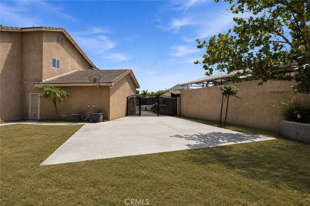 17970 Mindanao, Bloomington, CA 92316