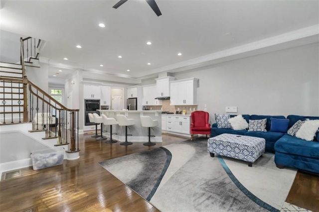 4280 Kingston Gate Cove, Atlanta, GA 30341
