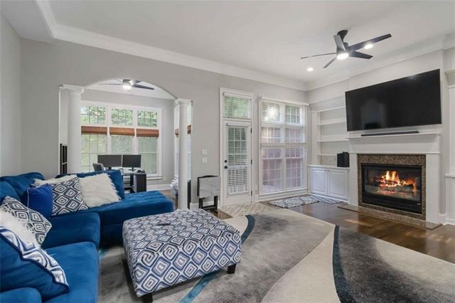 4280 Kingston Gate Cove, Atlanta, GA 30341