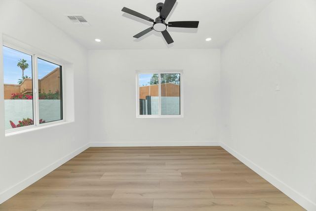 5927 E North Lane, Paradise Valley, AZ 85253