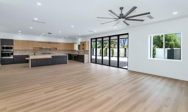 5927 E North Lane, Paradise Valley, AZ 85253