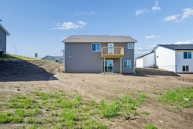 25127 Bluebird Circle, Adel, IA 50003