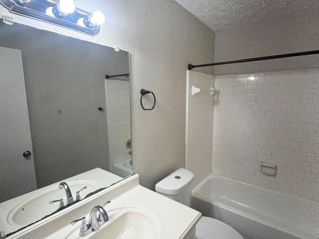 10719 Ambergate Drive, Humble, TX 77396