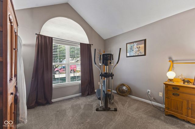 5881 Lost Oaks Drive, Carmel, IN 46033