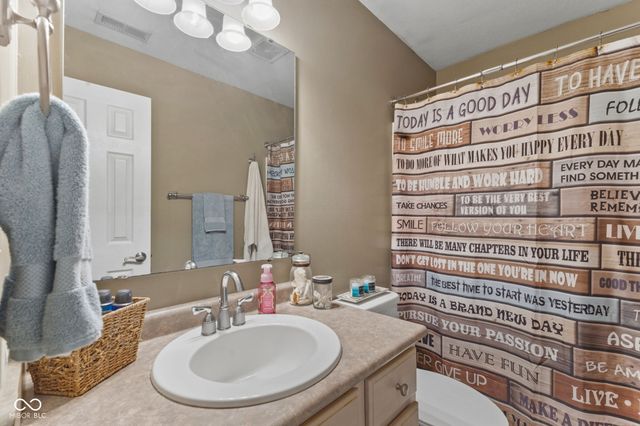 5881 Lost Oaks Drive, Carmel, IN 46033