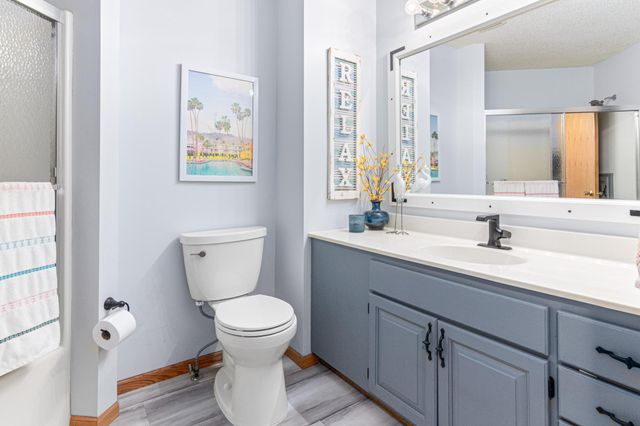 21857 Iden Avenue Place N, Forest Lake, MN 55025