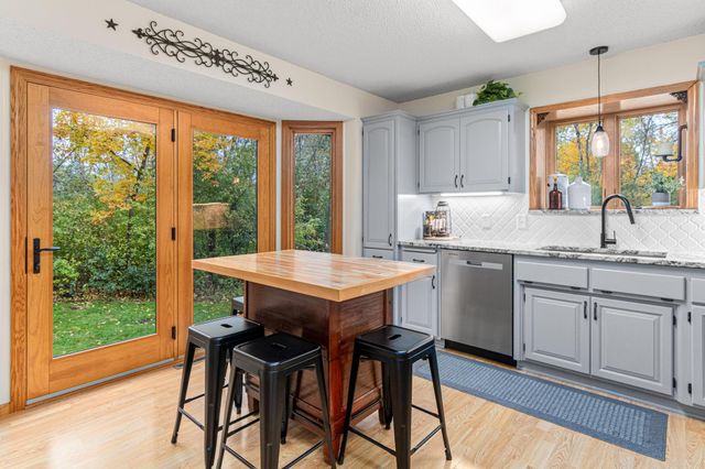 21857 Iden Avenue Place N, Forest Lake, MN 55025