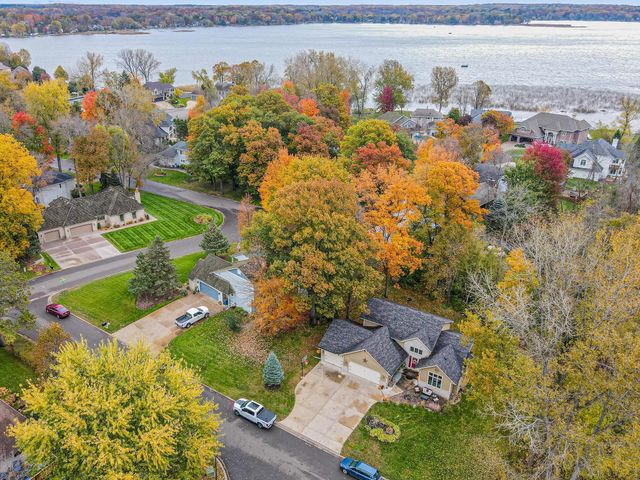 21857 Iden Avenue Place N, Forest Lake, MN 55025